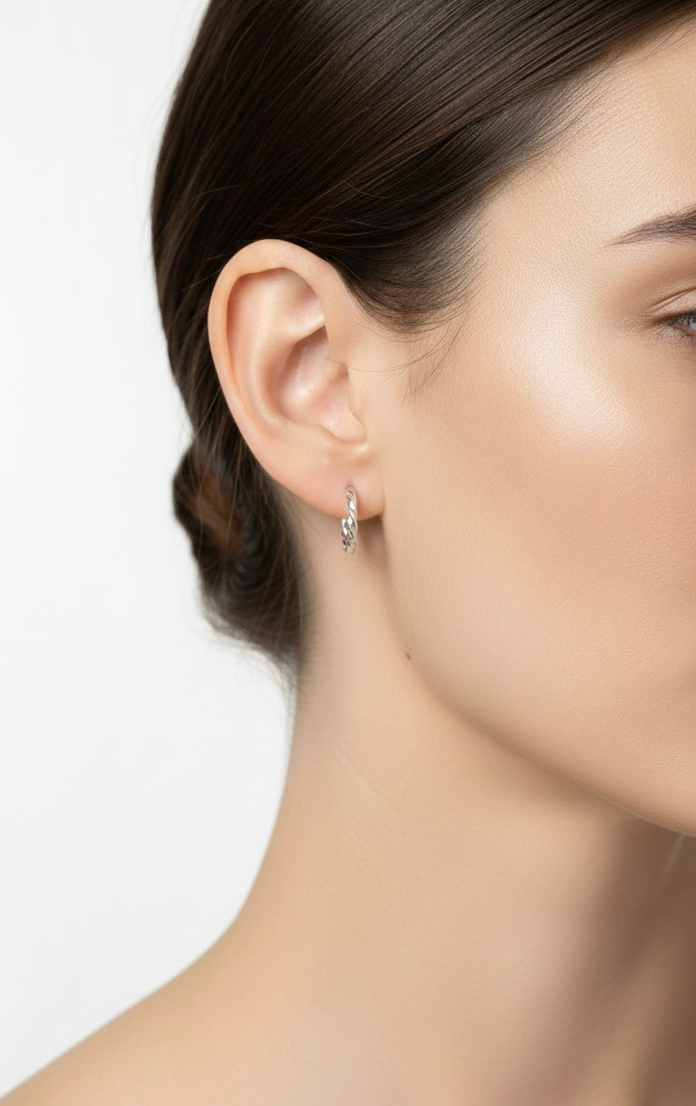 Brinco Argola Torcida 14mm em Prata 925